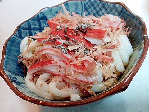 かにかまと塩昆布とかつお節の冷やし饂飩